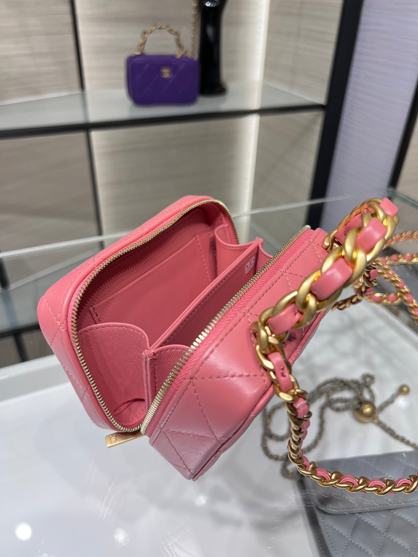 CHLVanity PiNike 9cm 3.5in B09158 Chain Handbag
