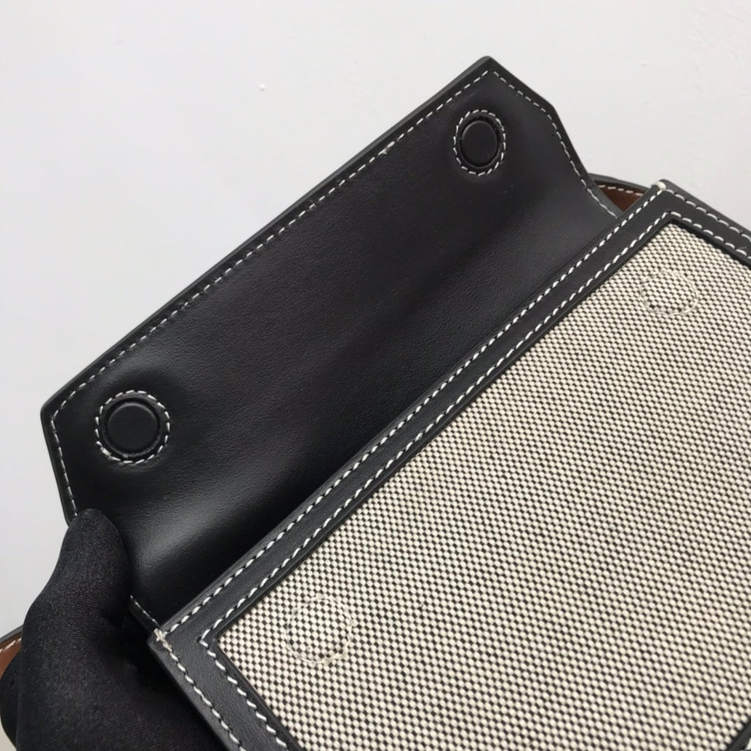 Top Quality Horseferry Print Title Bag With Black Mini Travel Bag