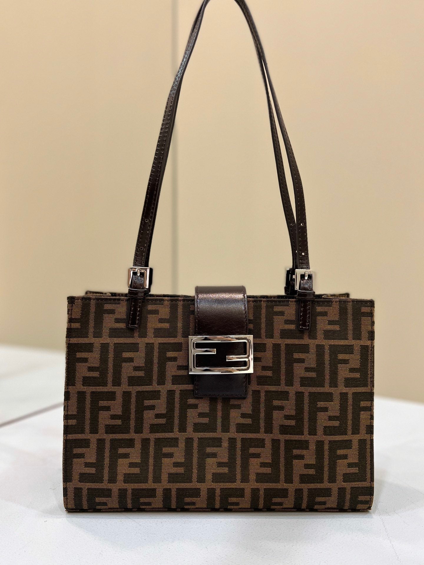 Top QualityTop Quality Baguette 11in Brown Tote Bag