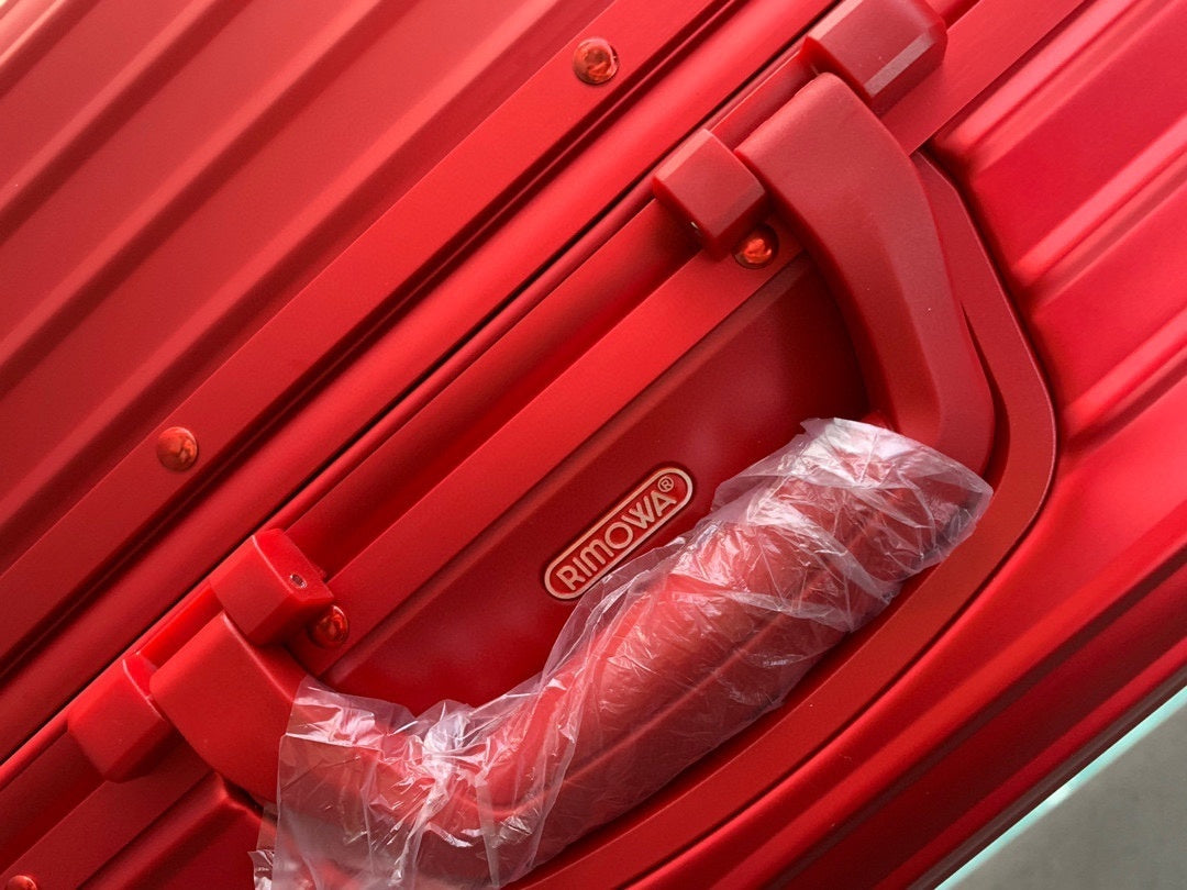 Gucci Supreme Rolling Vali In For Men Lu Red Travel Bag