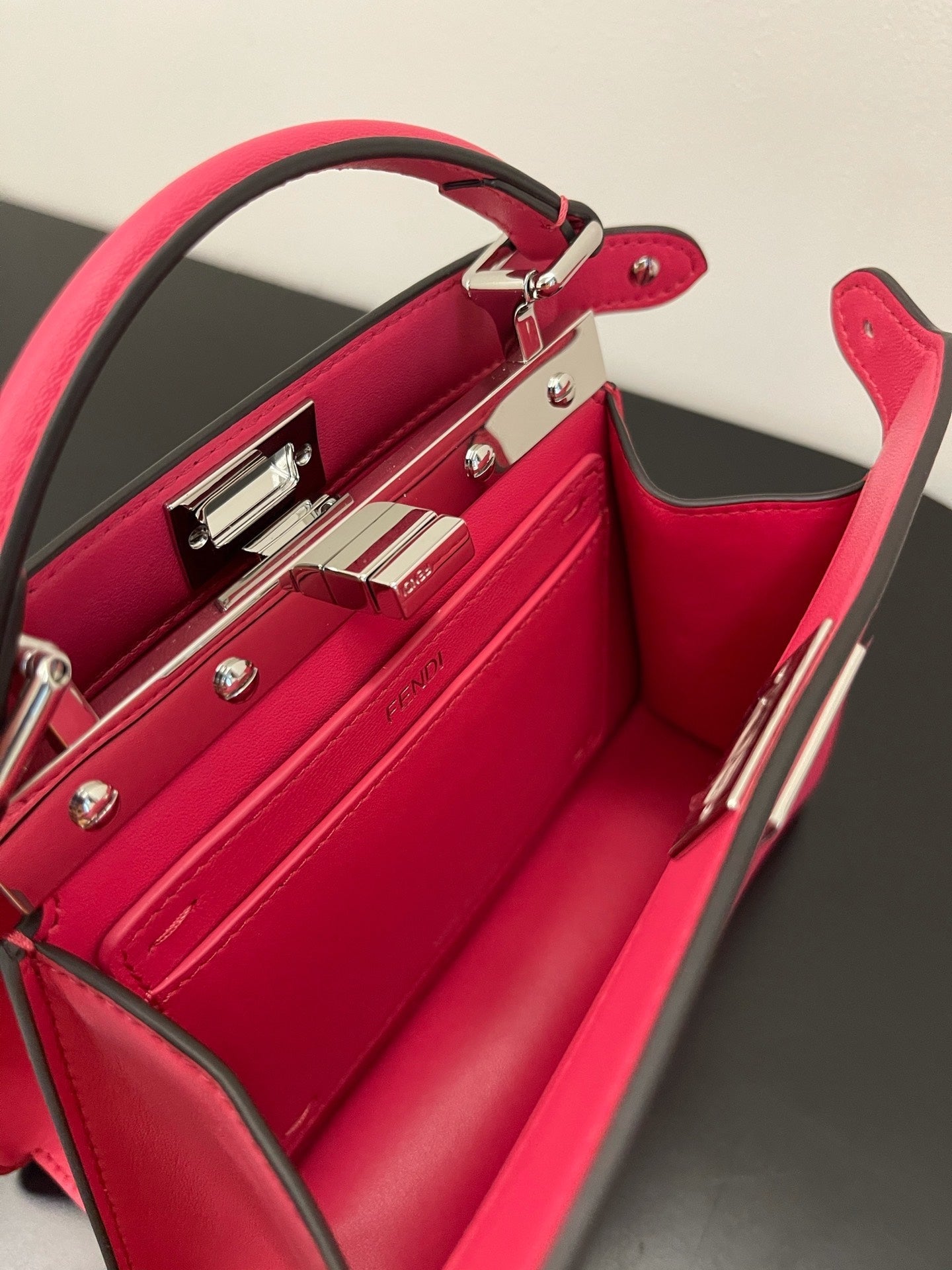 Iseeu Petite Pink Small Travel Bag