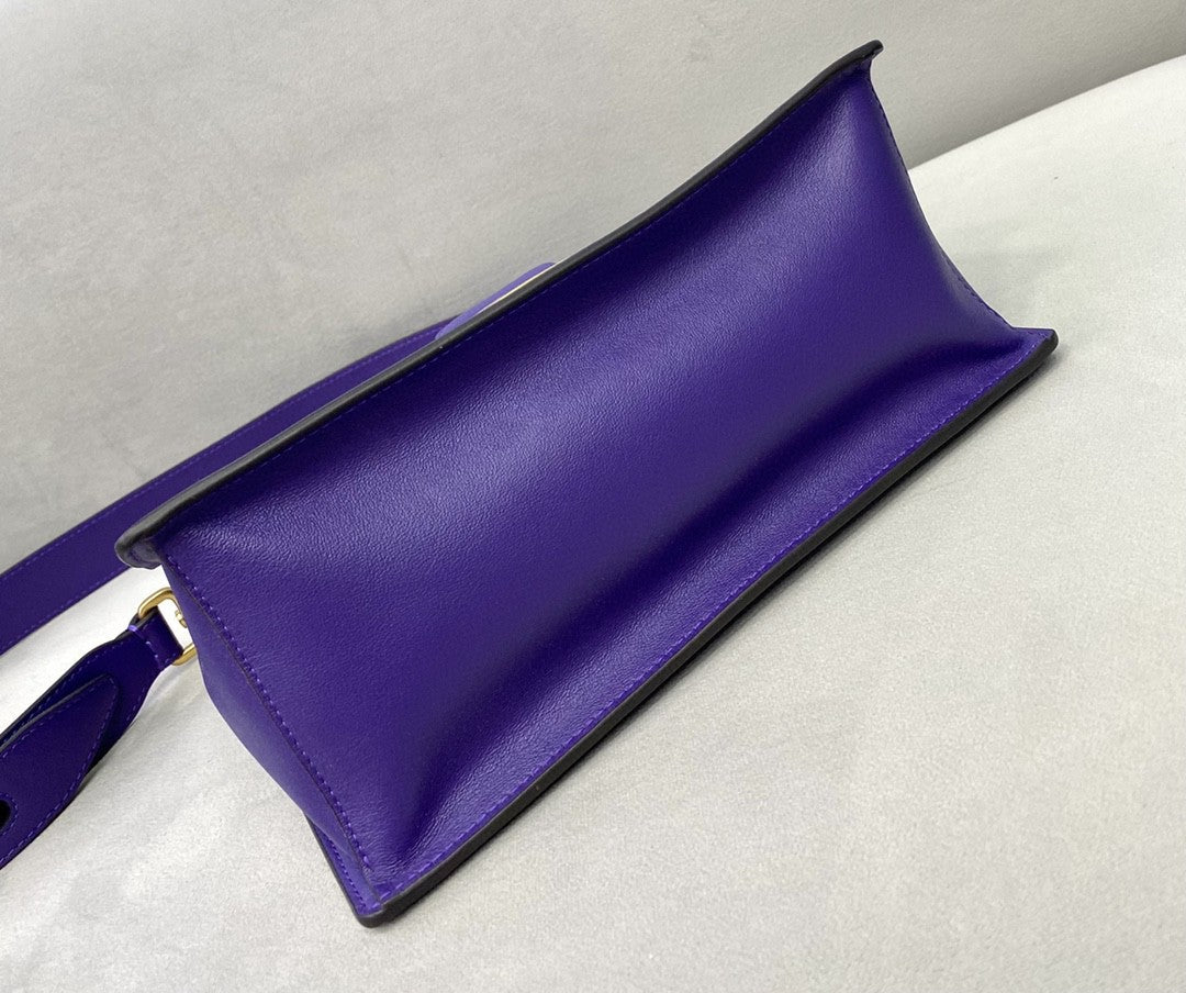Top QualityTop Quality Kan U Blue Small Handbag
