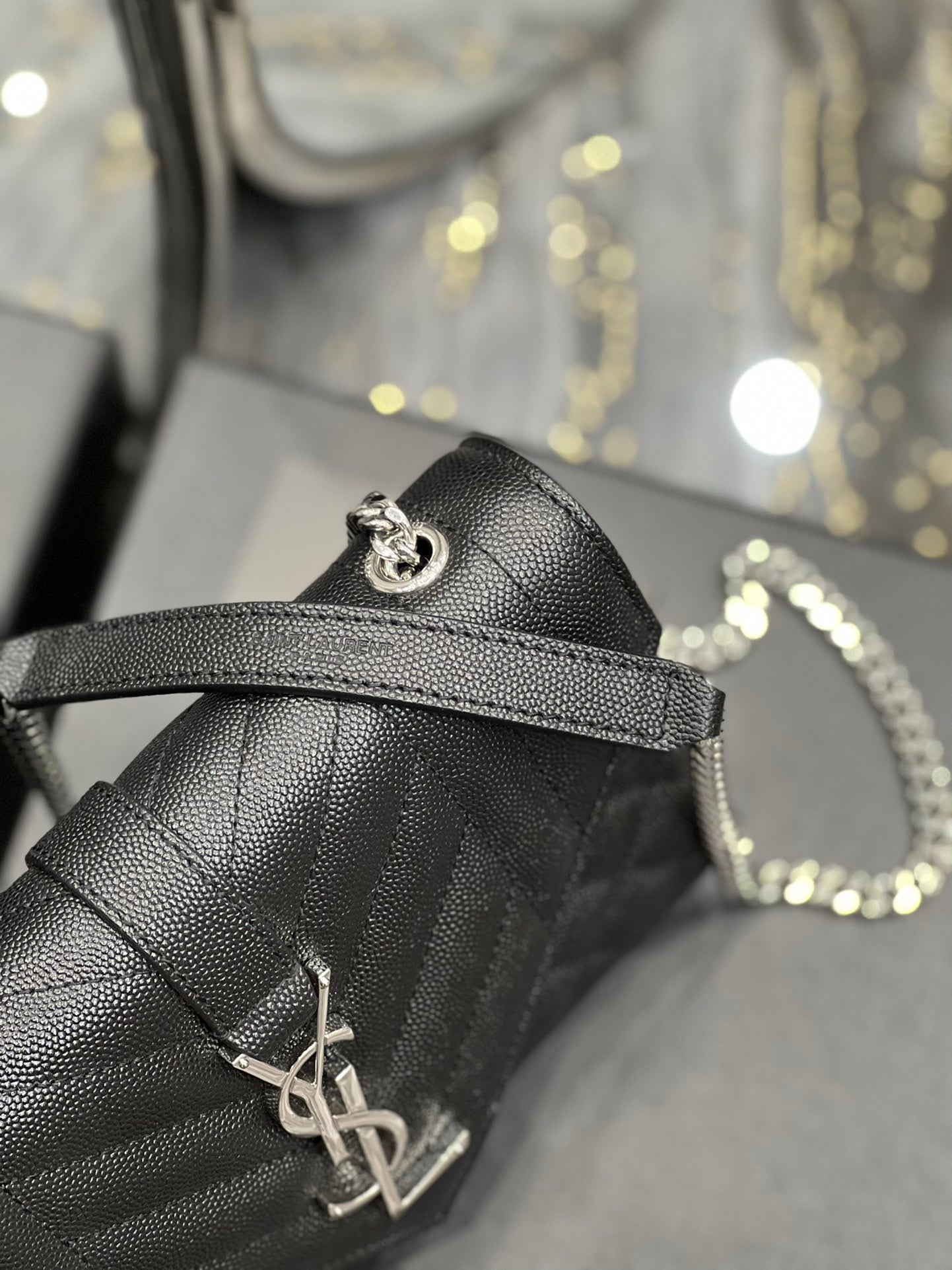 YSL Saint Laurent Mix 8in 21cm Matelasse Black Small Handbag Ysl 600195Bow921000