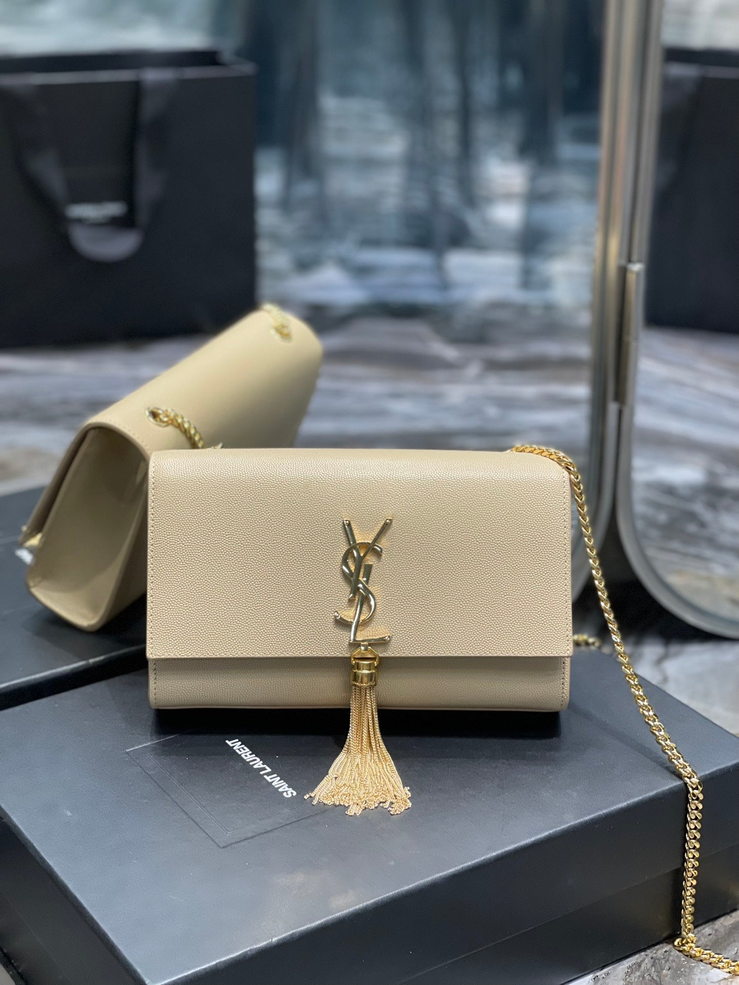 YSL Saint Laurent YSL Top Quality Kata Metop Qualityum Bag Beige Chain Travel Bag