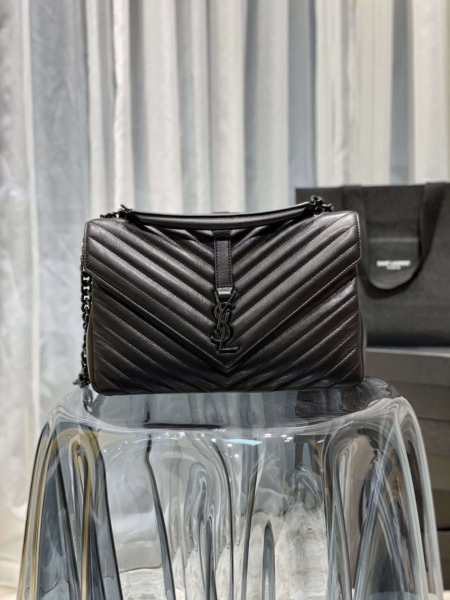 YSL Saint Laurent College Metal Toned Hardware 12in Black Large Chain Handbag