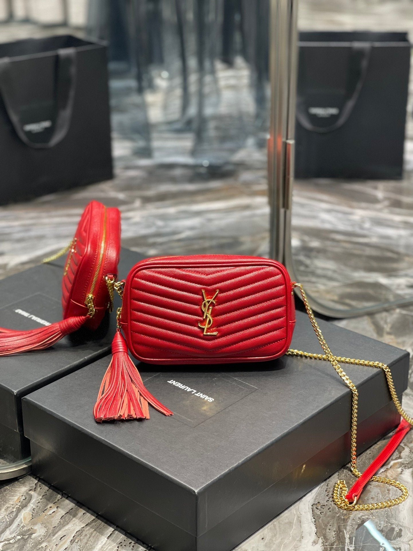 YSL Saint Laurent Lou Hardware 7in 19cm Grain De Poudre Quilted Red Gold Mini Bag