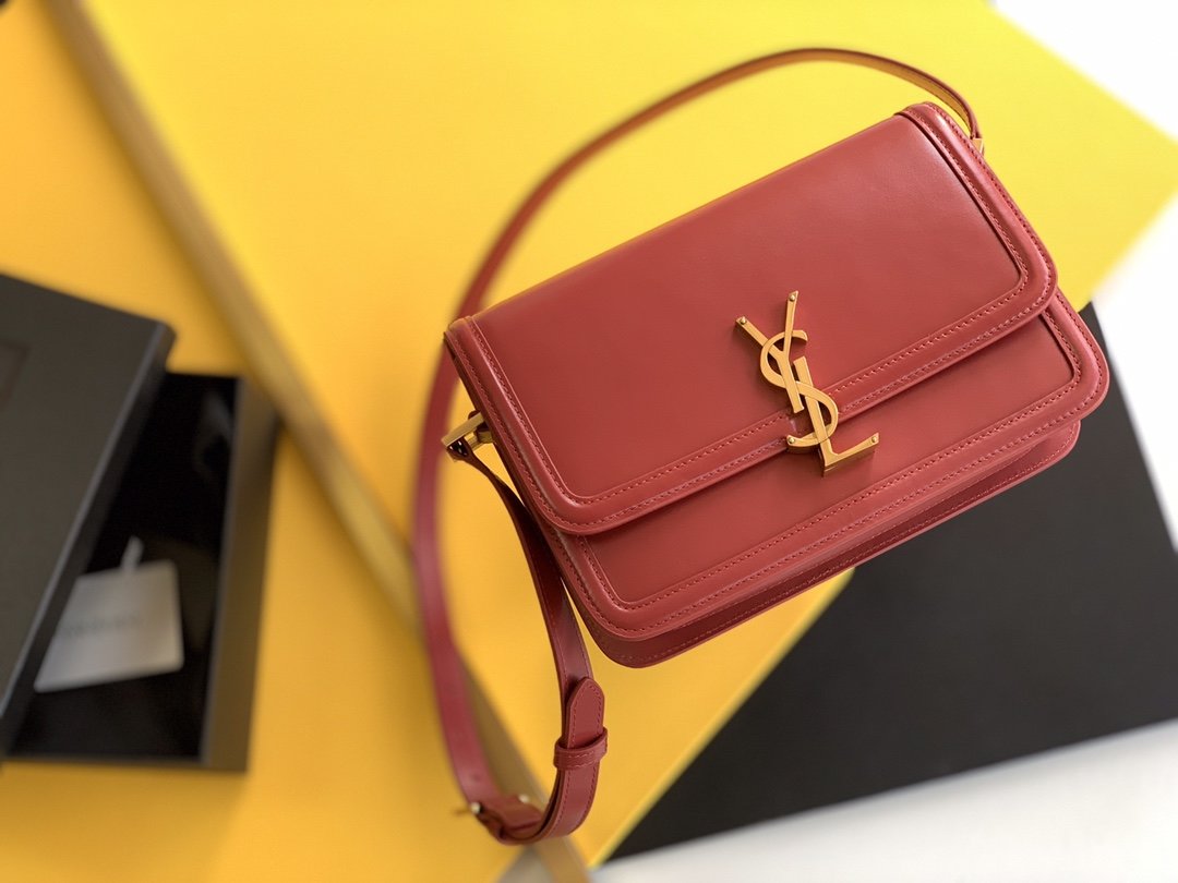 YSL Saint Laurent Solferino Box Hardware 9in 23cm Red Gold Medium Travel Bag