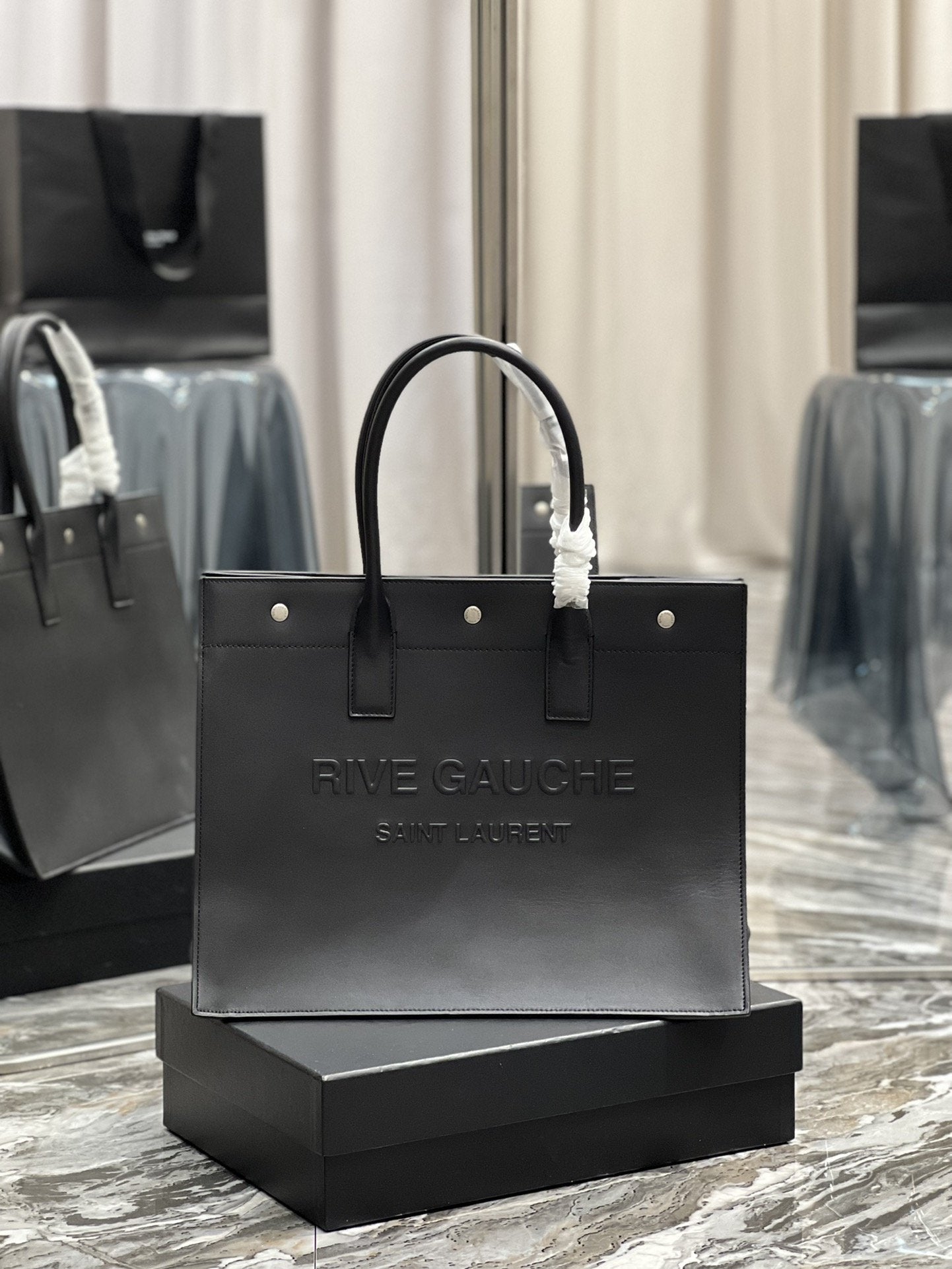 YSL Saint Laurent Rive Gauche Noir 15in 39cm Black Small Tote Bag