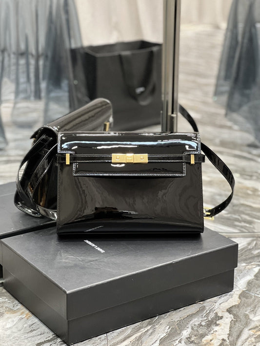 YSL Saint Laurent Manhattan 11in 29cm Black Shoulder Bag