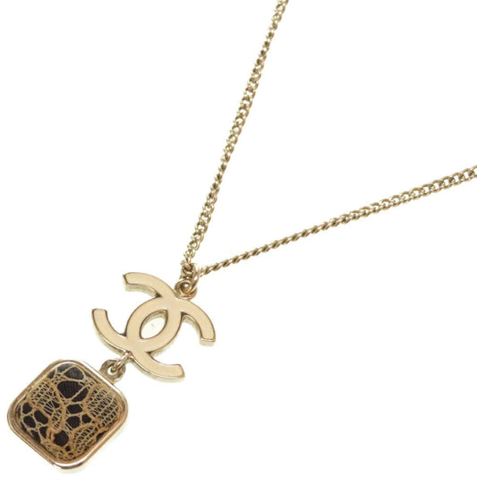 gold metal necklaces Jewelry Signature