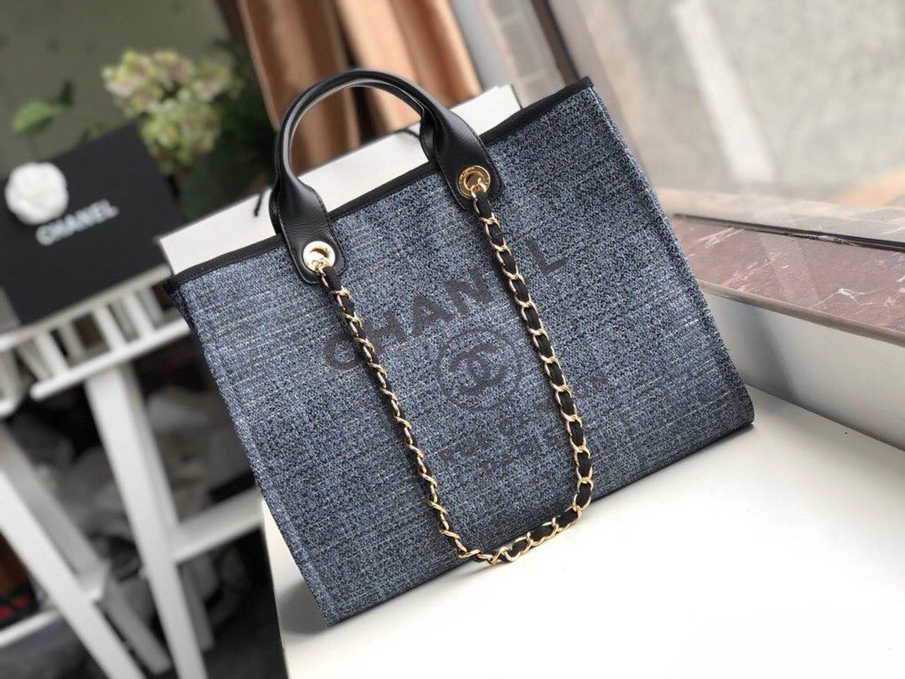 CHL Deauville 38cm A66941 Black Blue Tote Bag