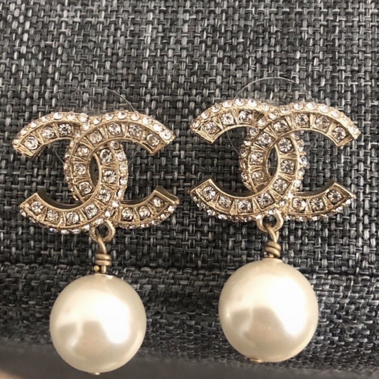 cc gold metal earrings Jewelry Elegant