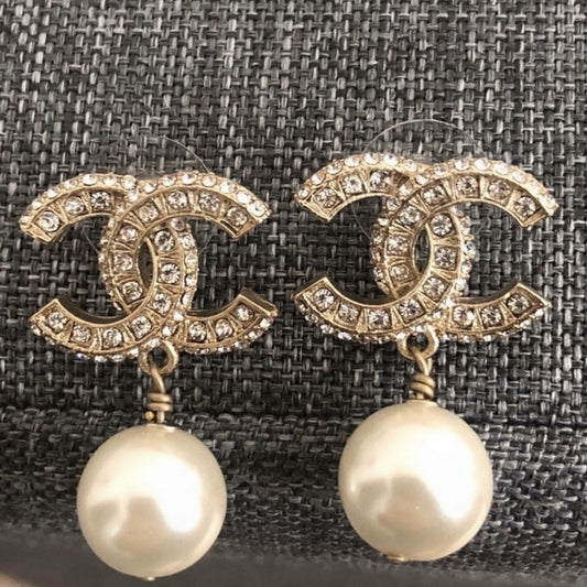 cc gold metal earrings Jewelry Elegant