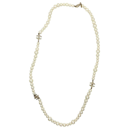 Chanel cc white pearls necklaces Jewelry
