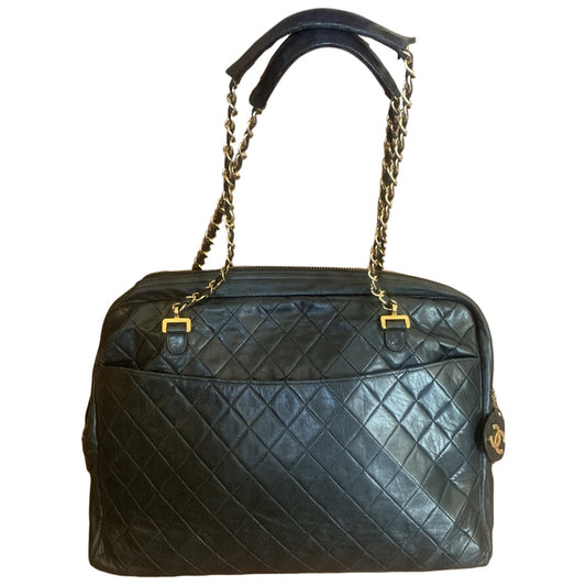 black leather handbag Compact