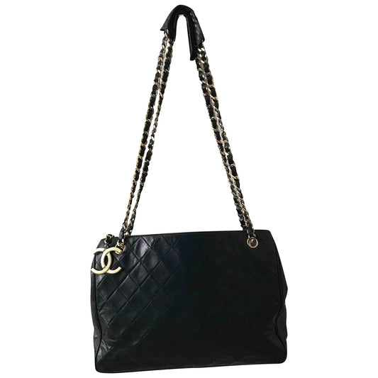 black leather handbag Luxe