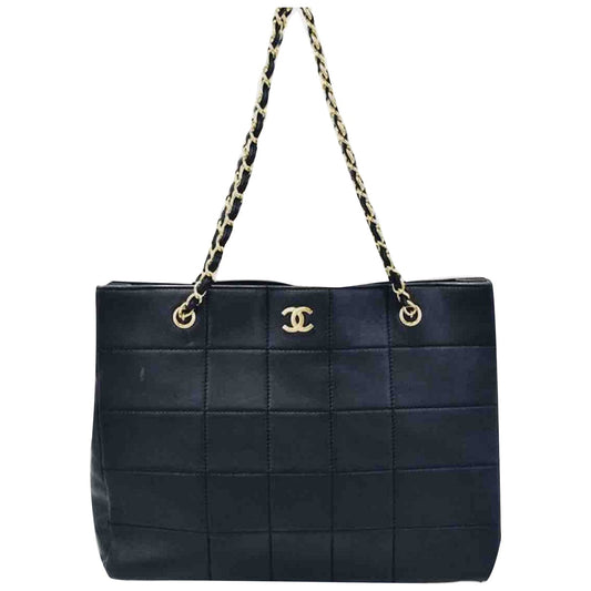 black leather handbag Sleek