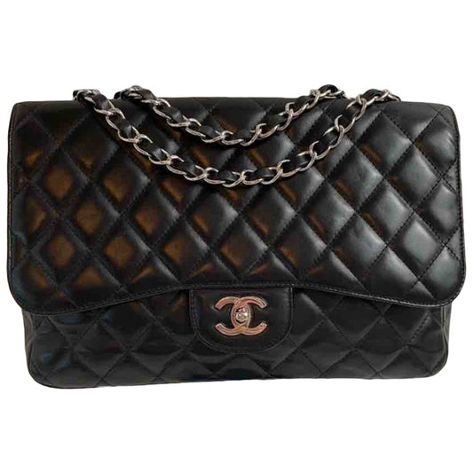 timeless/classique black leather handbag 102