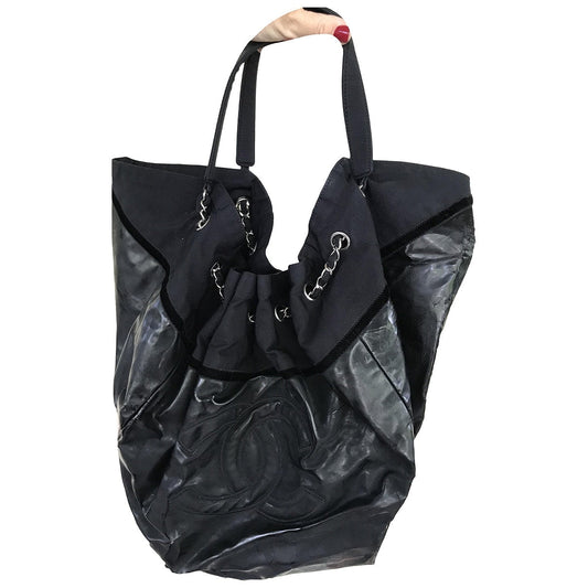 Chanel black cloth handbag