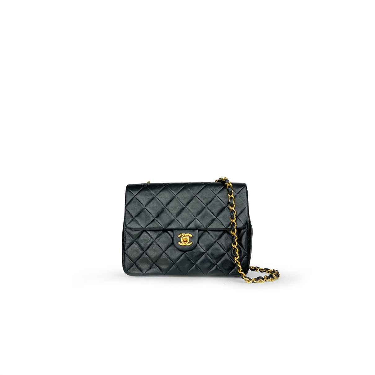 timeless/classique black leather handbag 117