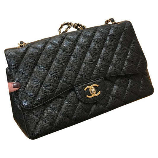timeless/classique black leather handbag 137