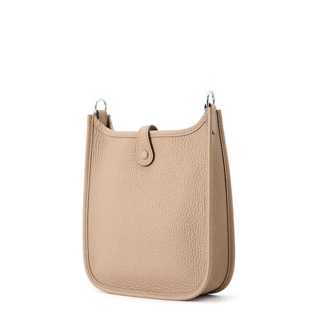 Evelyne Long Marfa Taurillon Clemence Size Tpm Beige Travel Bag