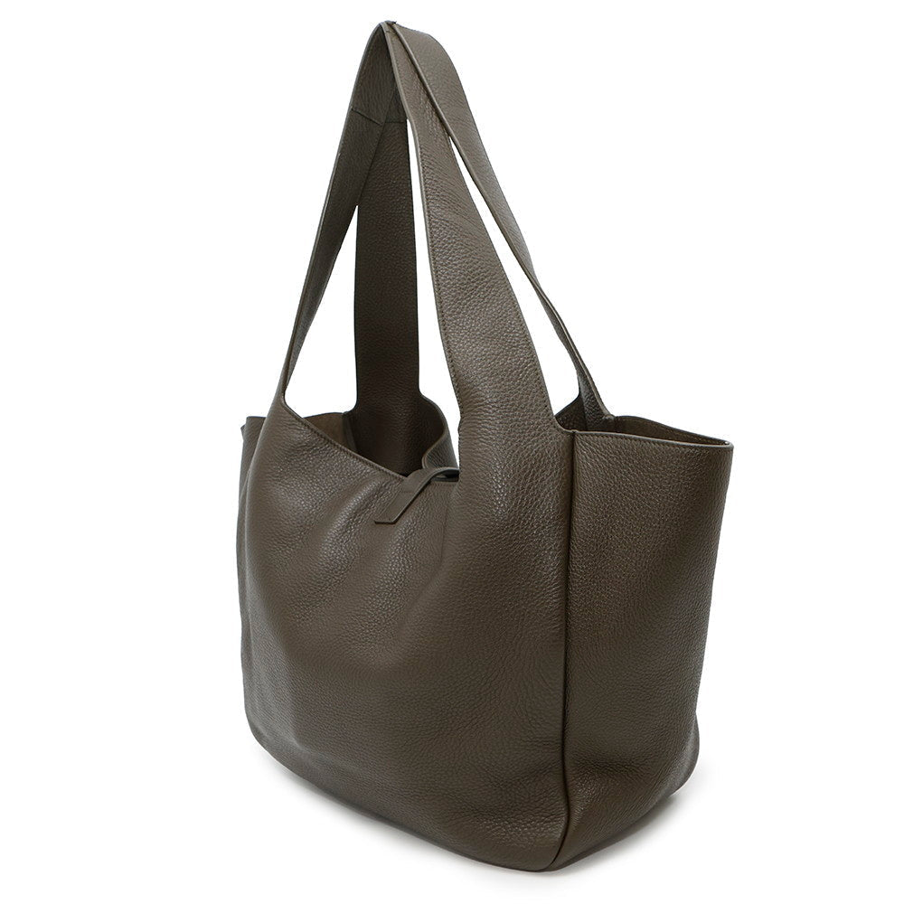 Saint Paris Le Bea Le Cincassette Bear Leather Tote Bag