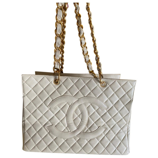 grand shopping beige leather handbag Classic