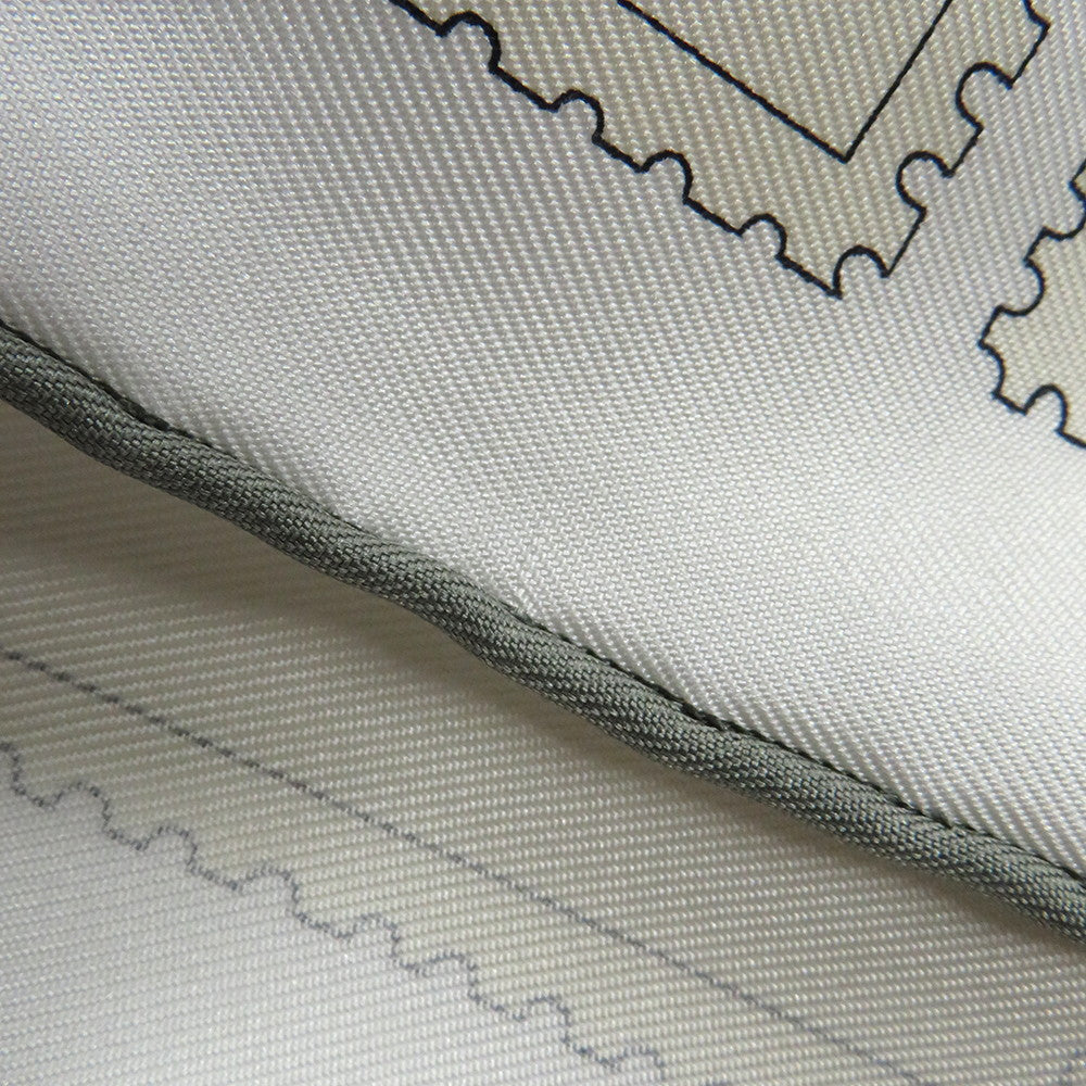Carre Fauve Le Stamp Enthusiast Size Gray White Travel Bag