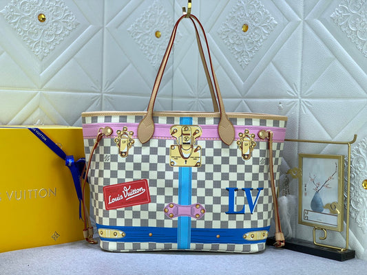 EN - Luxury LUV 810 Travel Bag