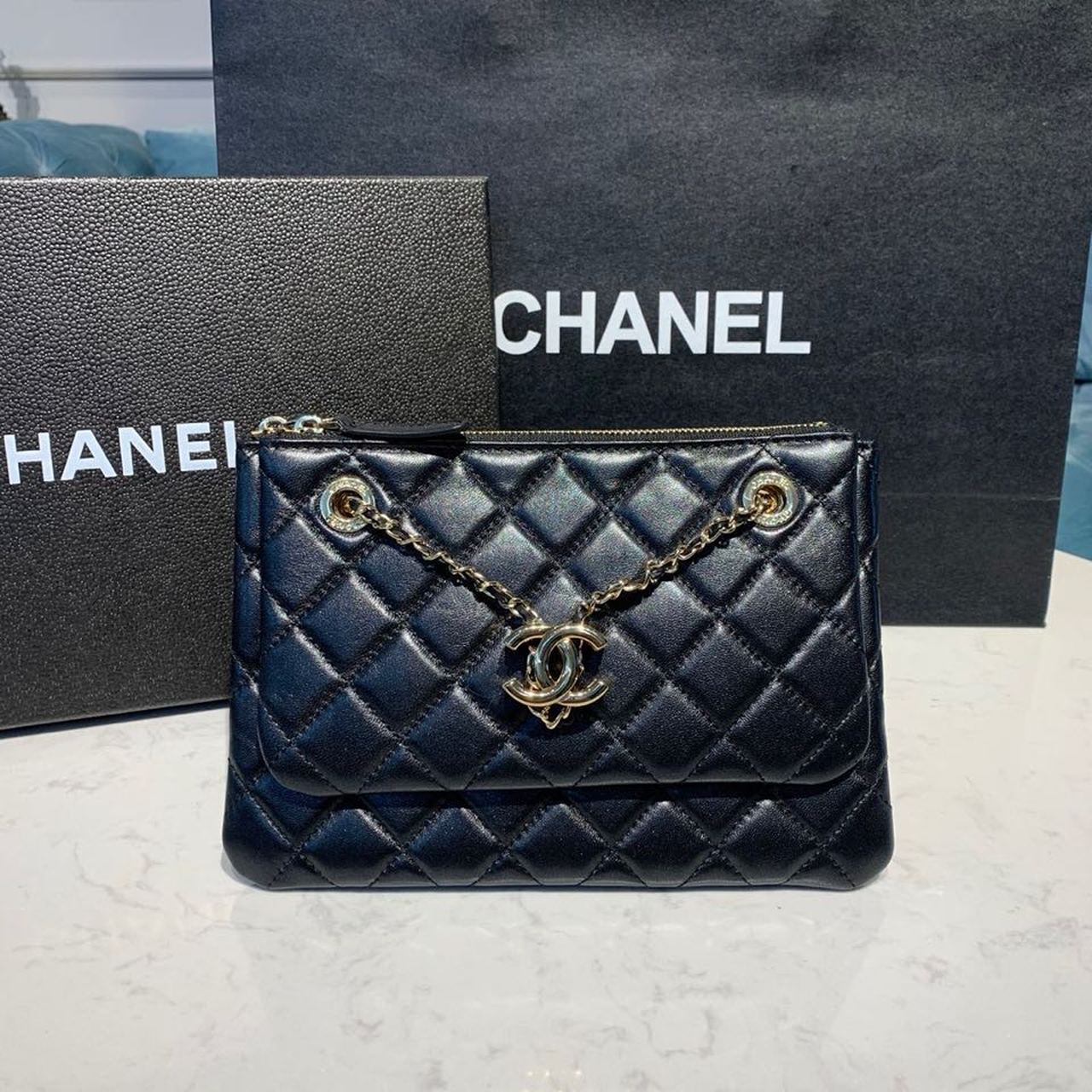 CHLSmall Double Case Strap , Black Crossbody Bag
