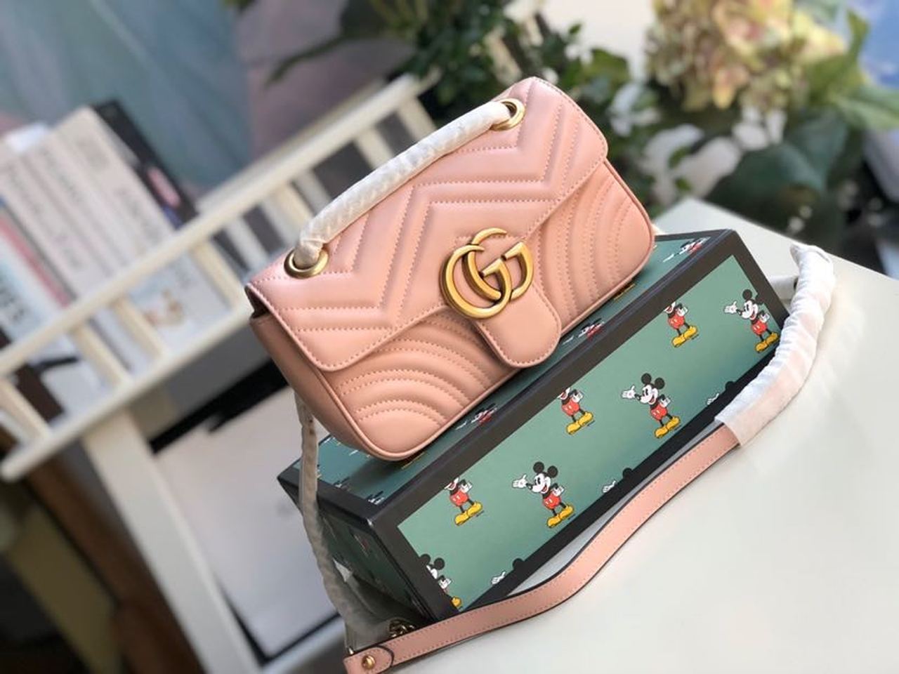 gg Marmont MatelassÃ© Dust MatelassÃ© Pink Mini Bag