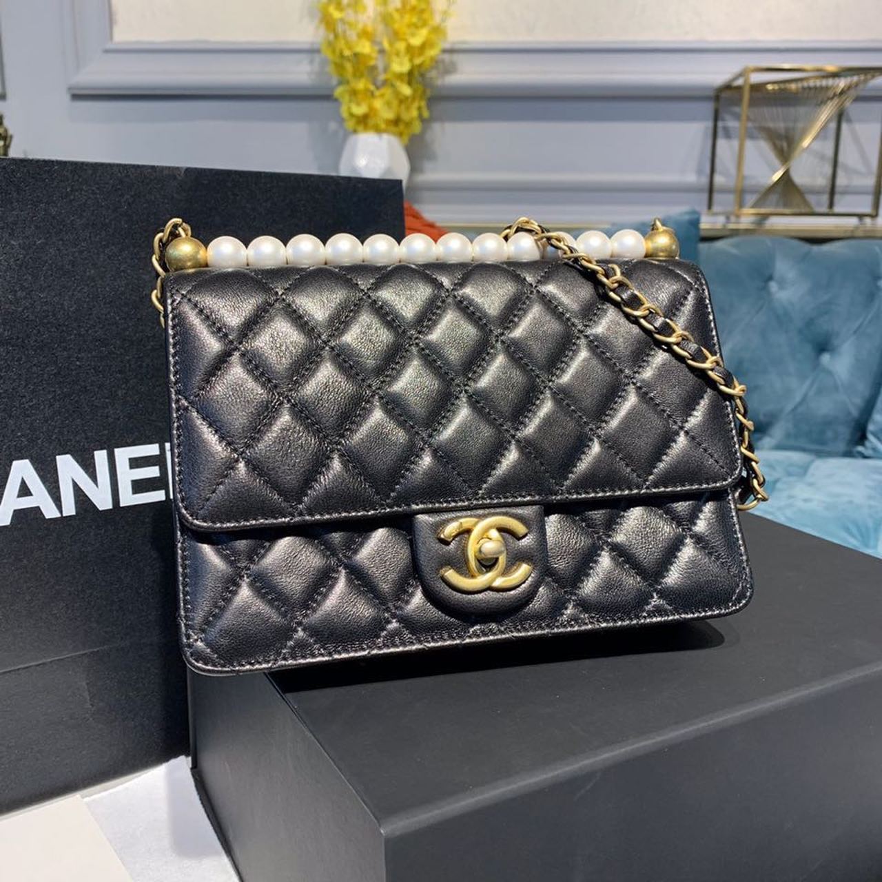 Chlshort Pearl Handle Bag Toned Hardware For Black Gold Crossbody Bag