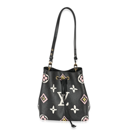 Louis Vuitton Giant Wild At Heart NeoNoe Monogram Canvas Black Handbag
