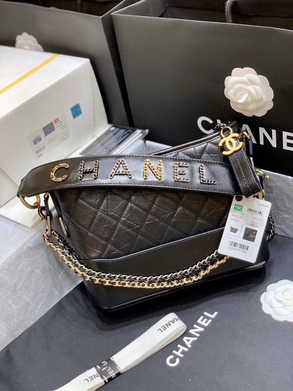 CHLGabrielle 9.8in 25cm Black Shoulder Bag