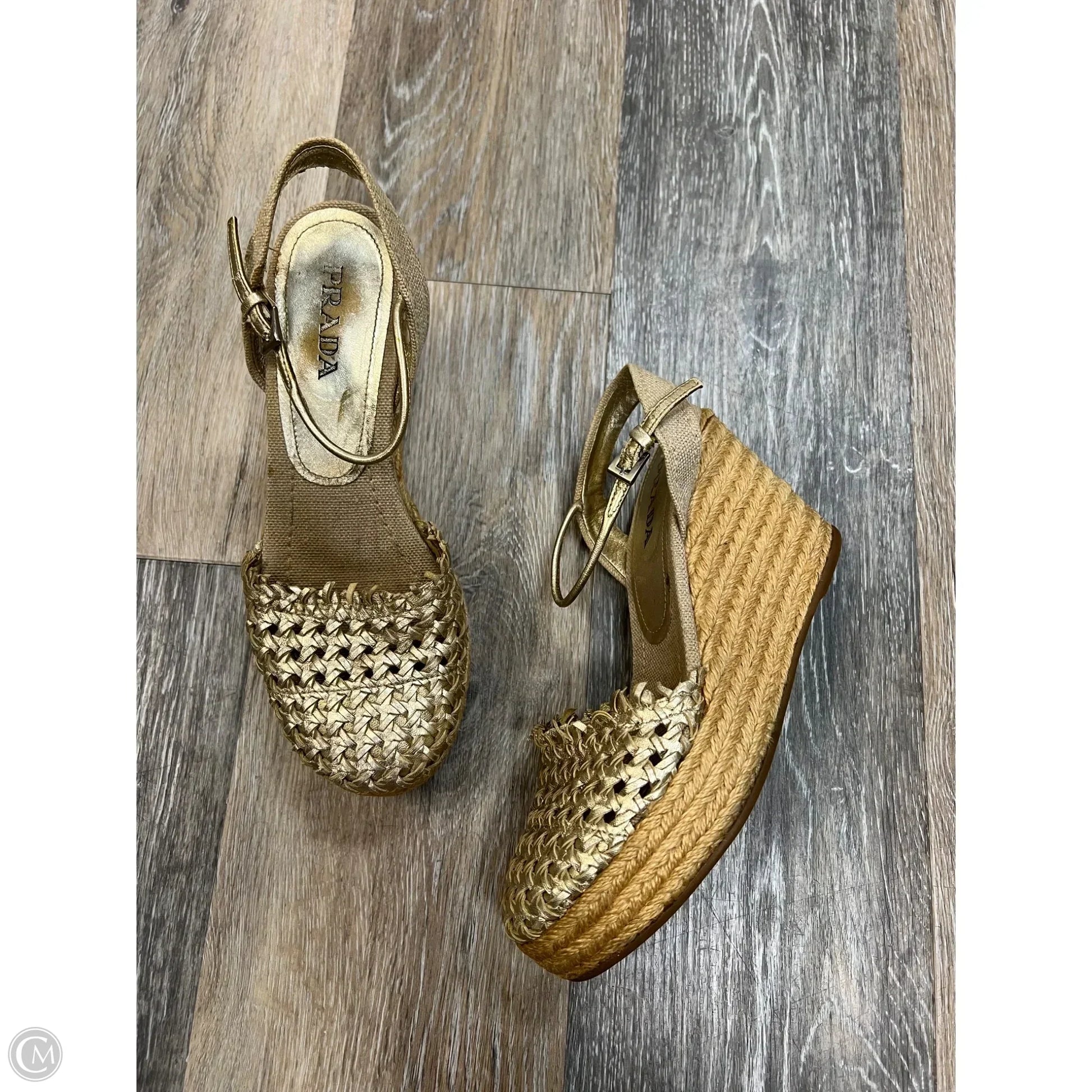 Prada Shoe s Luxury Designer By In Gold Shoes Gold Size 6