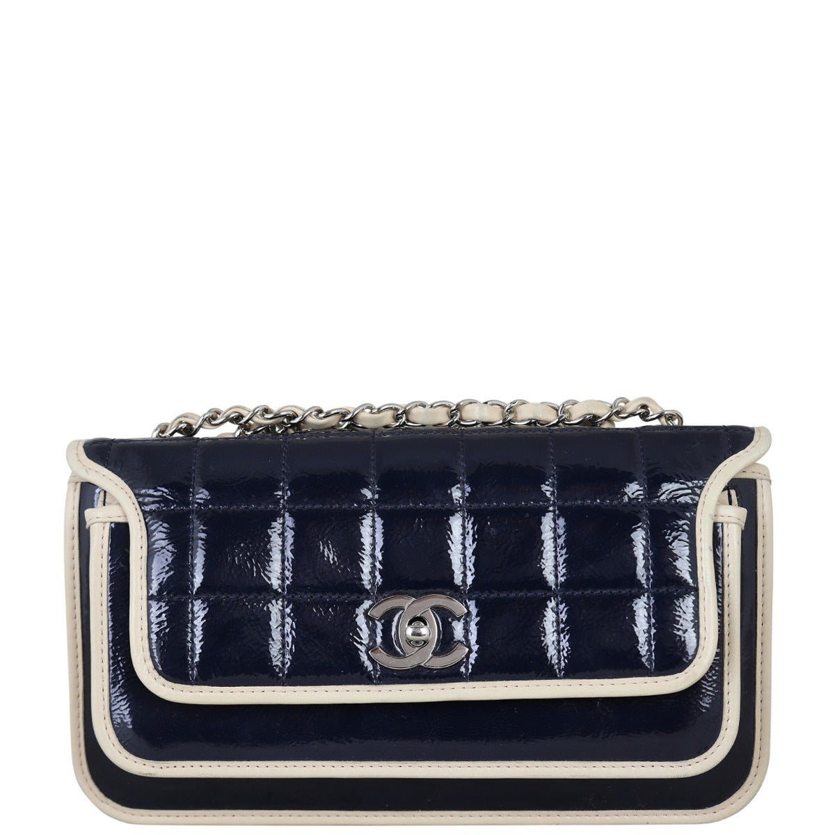 Chanel Chocolate Bar Shoulder Bag Patent Flap