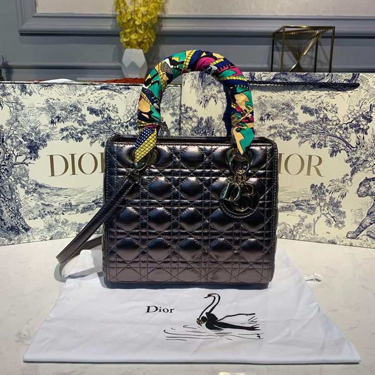 Metop Qualityum Lady Toned Hardware Gold Travel Bag 24Cm9In Cd