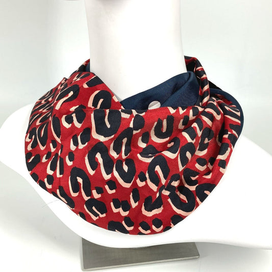 Louis Vuitton Scarf M74608 silk Leopard Snood Red