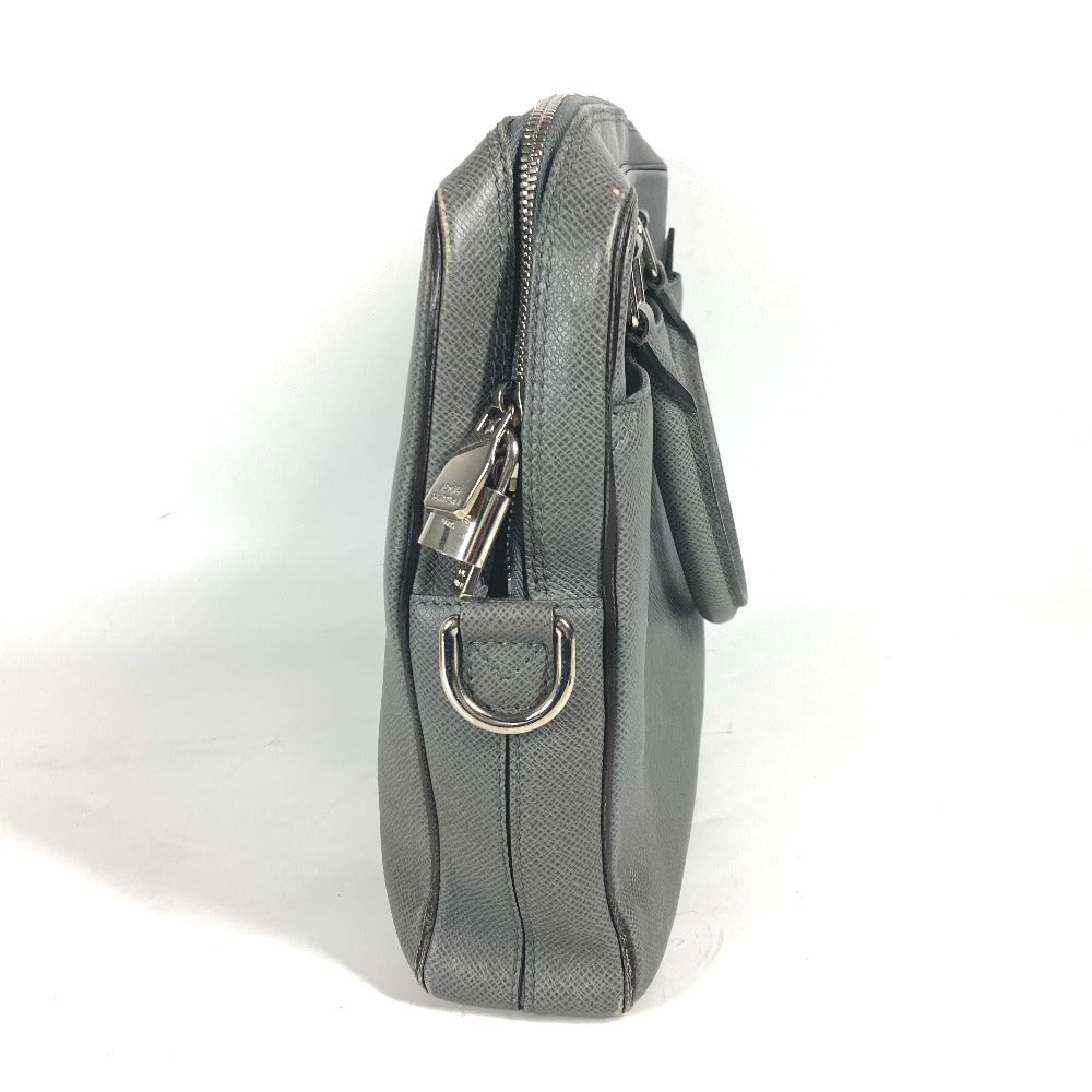 Louis Vuitton Business M32711 Taiga Leather Gray Handbag