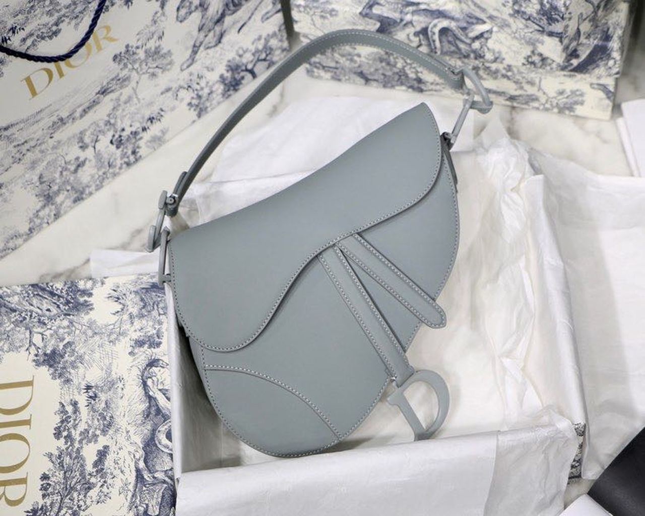 Metop Qualityum Saddle Light Ultramatte Blue Travel Bag
