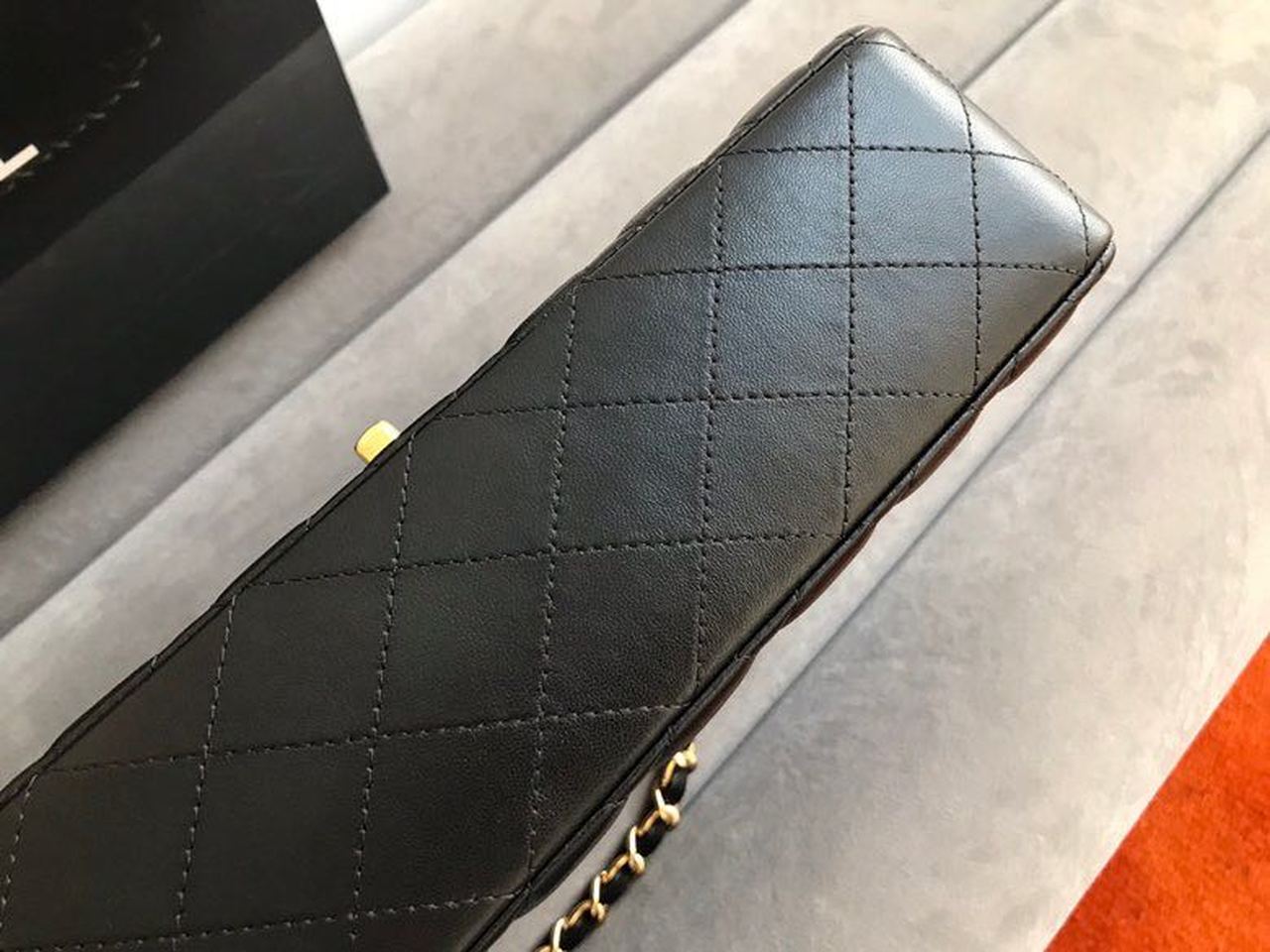 CHL Classic Flap 25cm Hardware Leather Lambskin Black Gold Jewelry