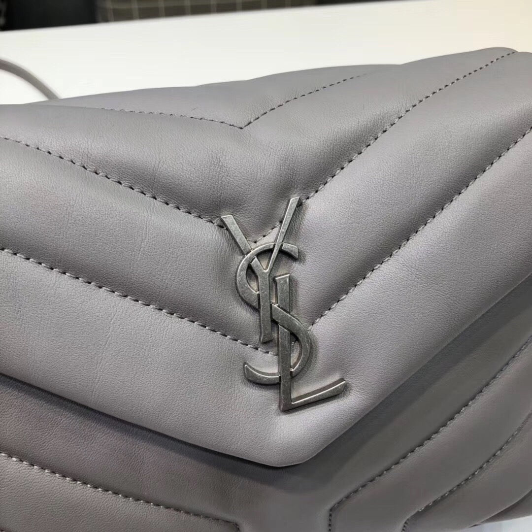 YSL Saint Laurent Loulou Lou Shoulder Bag Quilted Mini 7In18Cm Ysl 1571