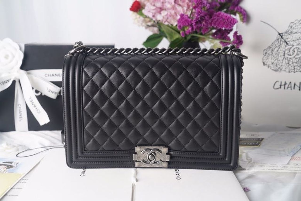 CHL LeBoy 28cm Antique Hardware Leather Lambskin Black Silver Jewelry