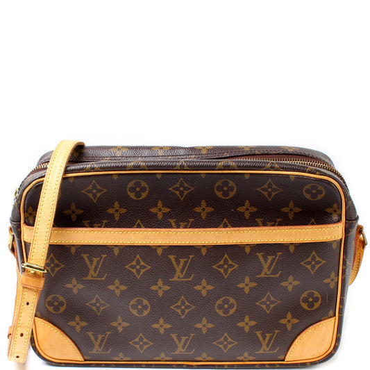 Louis Vuitton Trocadero 30 Monogram Handbag