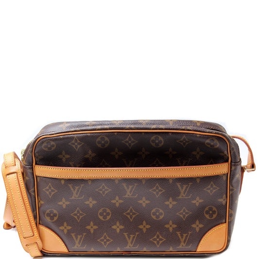 Louis Vuitton Trocadero 30 Monogram Handbag Monogram 11