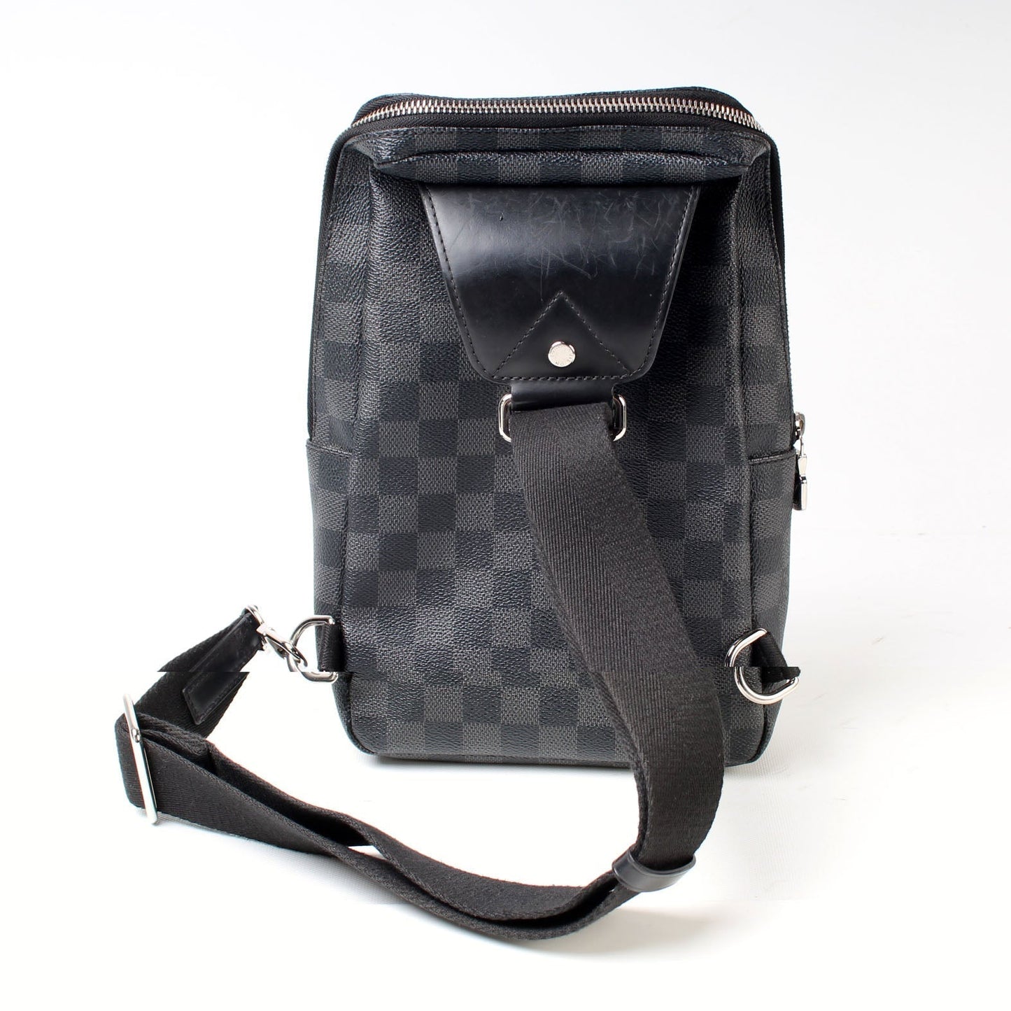 Louis Vuitton Avenue Sling Graphite Damier Crossbody Bag Graphite 2D5E71F3