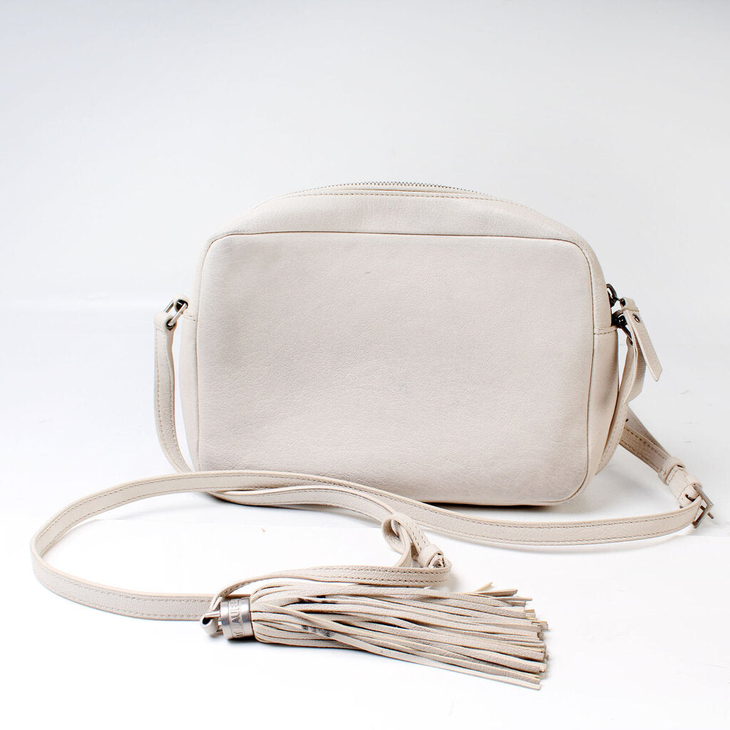 YSL Saint Laurent Lou Camera Bag Travel Bag Bag 470299 83A313A6