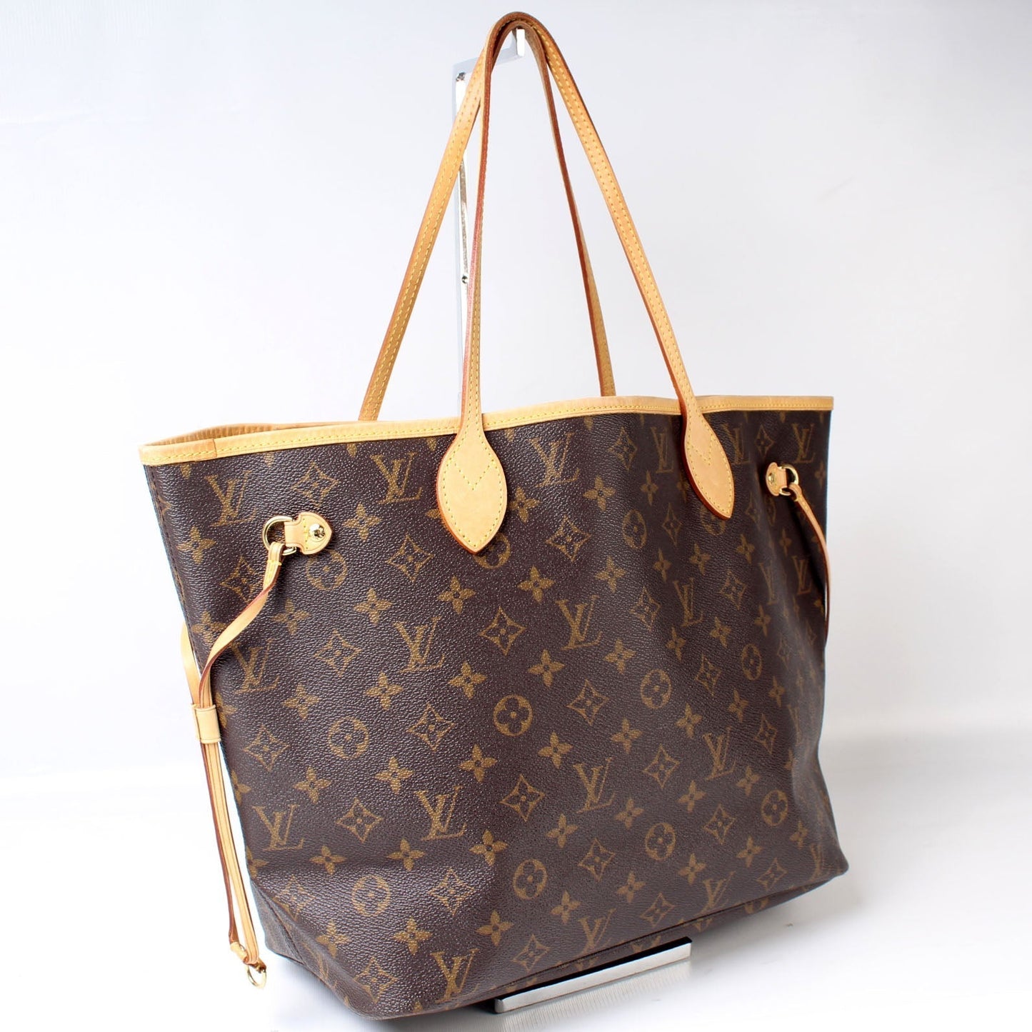 Louis Vuitton Neverfull MM Monogram Tote Bag Monogram 107
