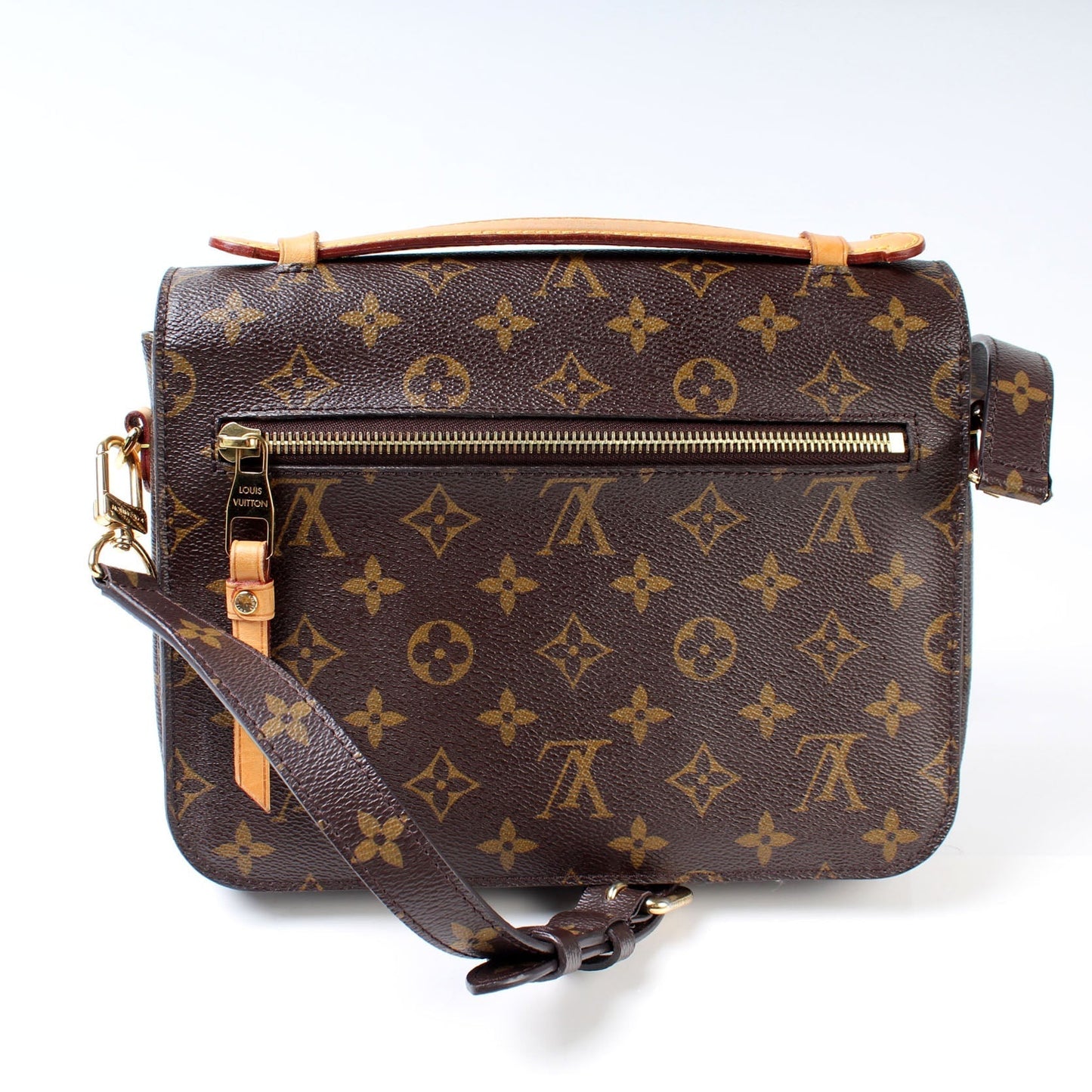 Louis Vuitton Pochette Metis Monogram Clutch Bag Monogram 24